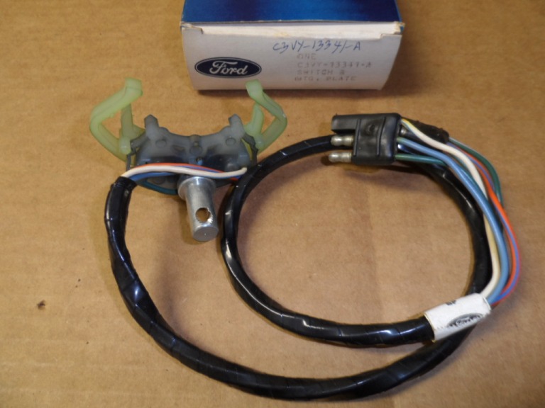 camera.gif (1031 bytes)