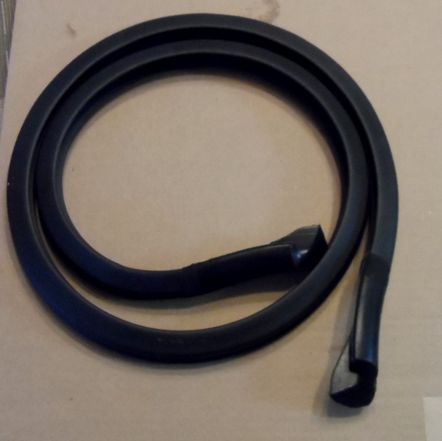1966-1967 Lincoln Continental Convertible Back Panel Weatherstrip Seal